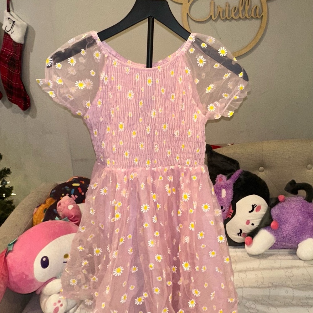 SHEIN Pink Daisy Kids Dress